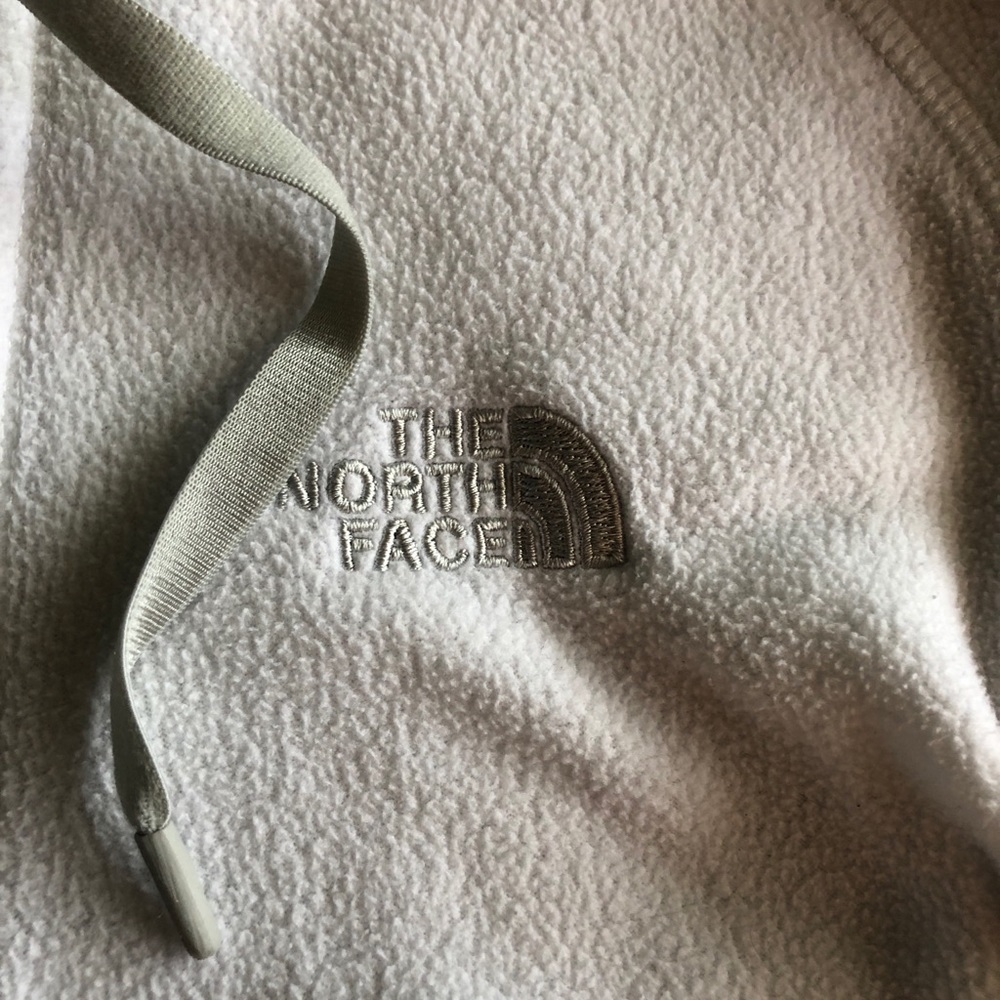 Zip up - Picture 2 of 3